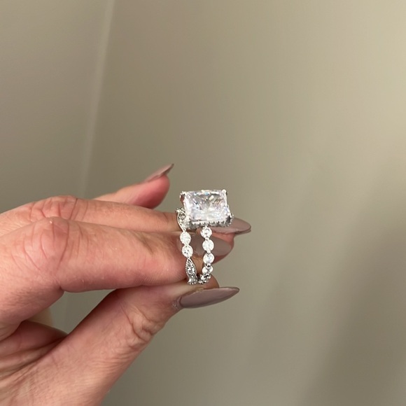 NWT 925 Sterling Silver Wedding Ring Set - Picture 6 of 8